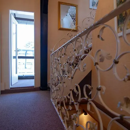 Gaestehaus Schmitz Apartament *